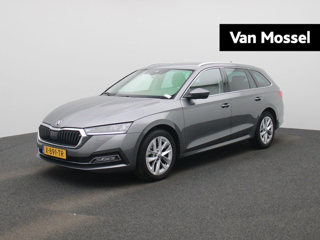 Skoda Octavia Combi - 1.5 e-TSI Business Edition Plus | Automaat | Navigatie | DAB | Elec. Achterklep | Stoelver - AutoWereld.nl