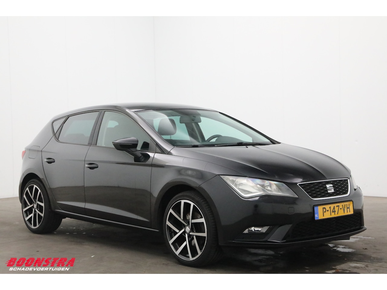 SEAT Leon - 1.2 TSI Reference Airco Bluetooth Cruise SHZ PDC - AutoWereld.nl