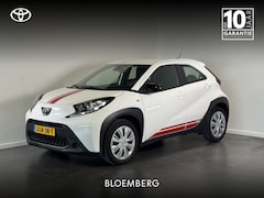 Toyota Aygo X - 1.0 VVT-i MT Play | Rood Sticker pakket | CarPlay | Camera achter |