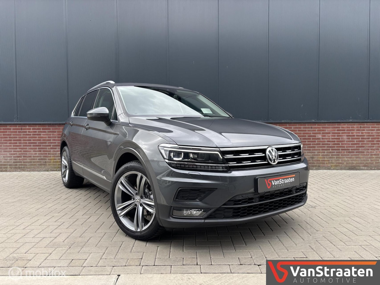 Volkswagen Tiguan - 1.4 TSI ACT Sound | R velgen | Pano | Carp - AutoWereld.nl