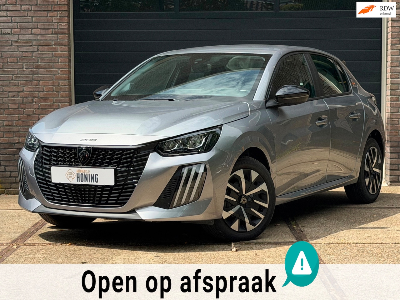 Peugeot 208 - Hybrid 110pk Style Automaat | Carplay/AndroidAuto | Cruise Control | Airco - AutoWereld.nl