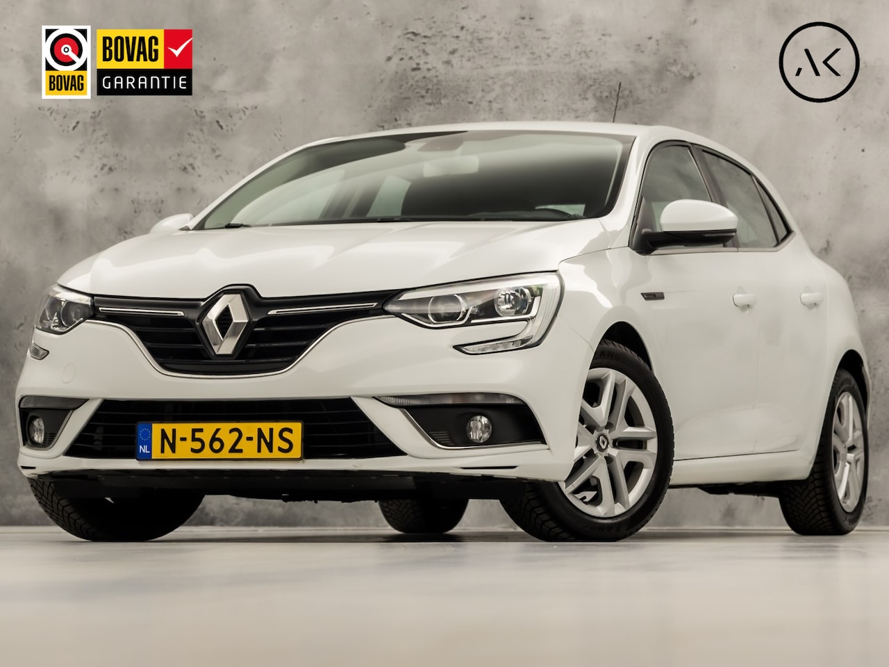 Renault Mégane - 1.2 TCe Sport (NAVIGATIE, CLIMATE, CRUISE, SPORTSTOELEN, PARKEERSENSOREN, LM VELGEN, NIEUW - AutoWereld.nl