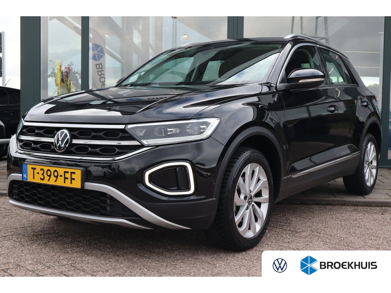Volkswagen T-Roc - 1.5 TSI Style 149PK | Airco (automatisch) | Apple Carplay/Android Auto|telefoonintegratie - AutoWereld.nl
