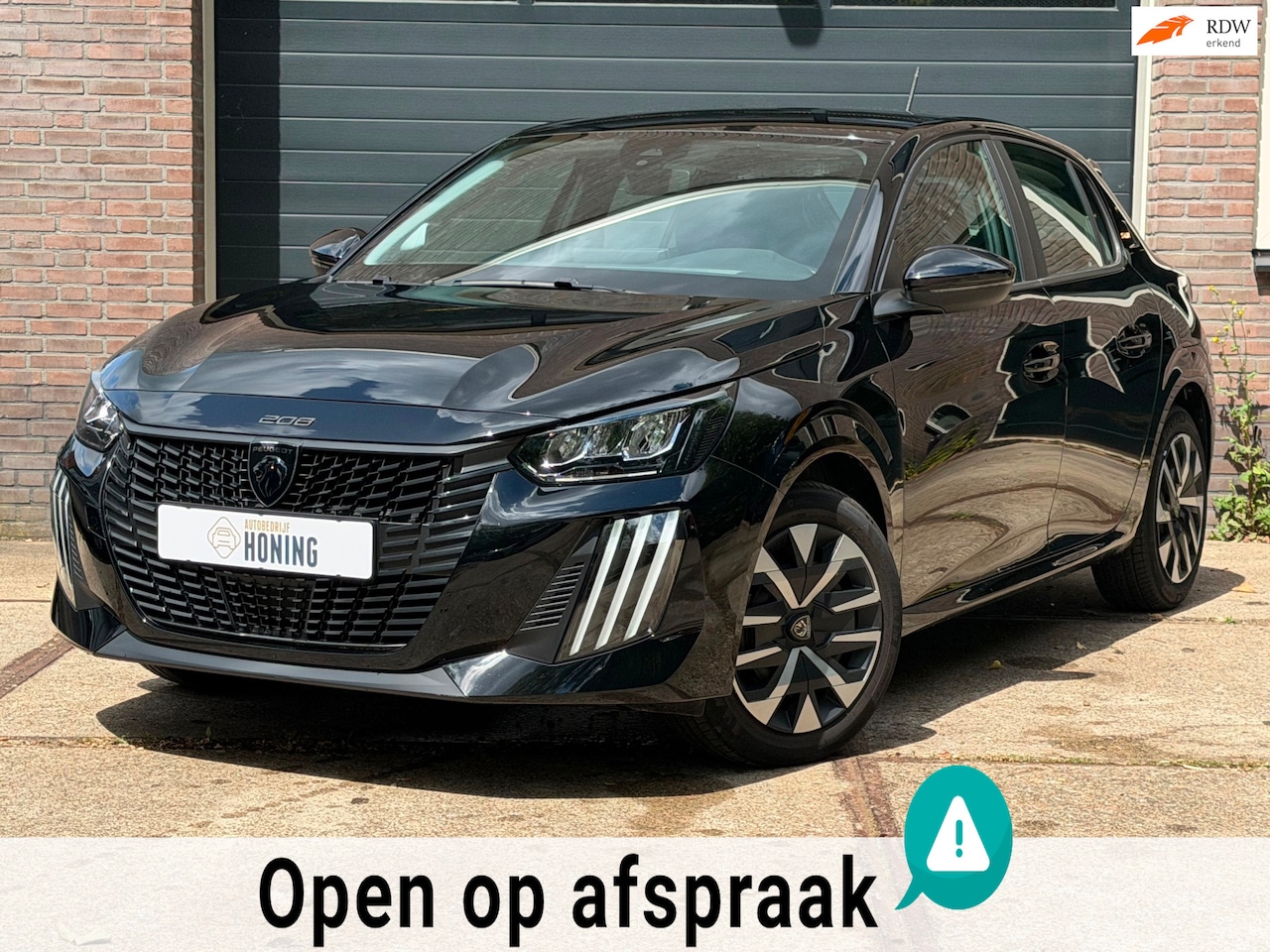 Peugeot 208 - Hybrid 110pk Style Automaat | Carplay/AndroidAuto | Cruise Control | Airco - AutoWereld.nl