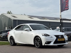 Lexus IS - 300h F Sport Line cruise leder camera keyless