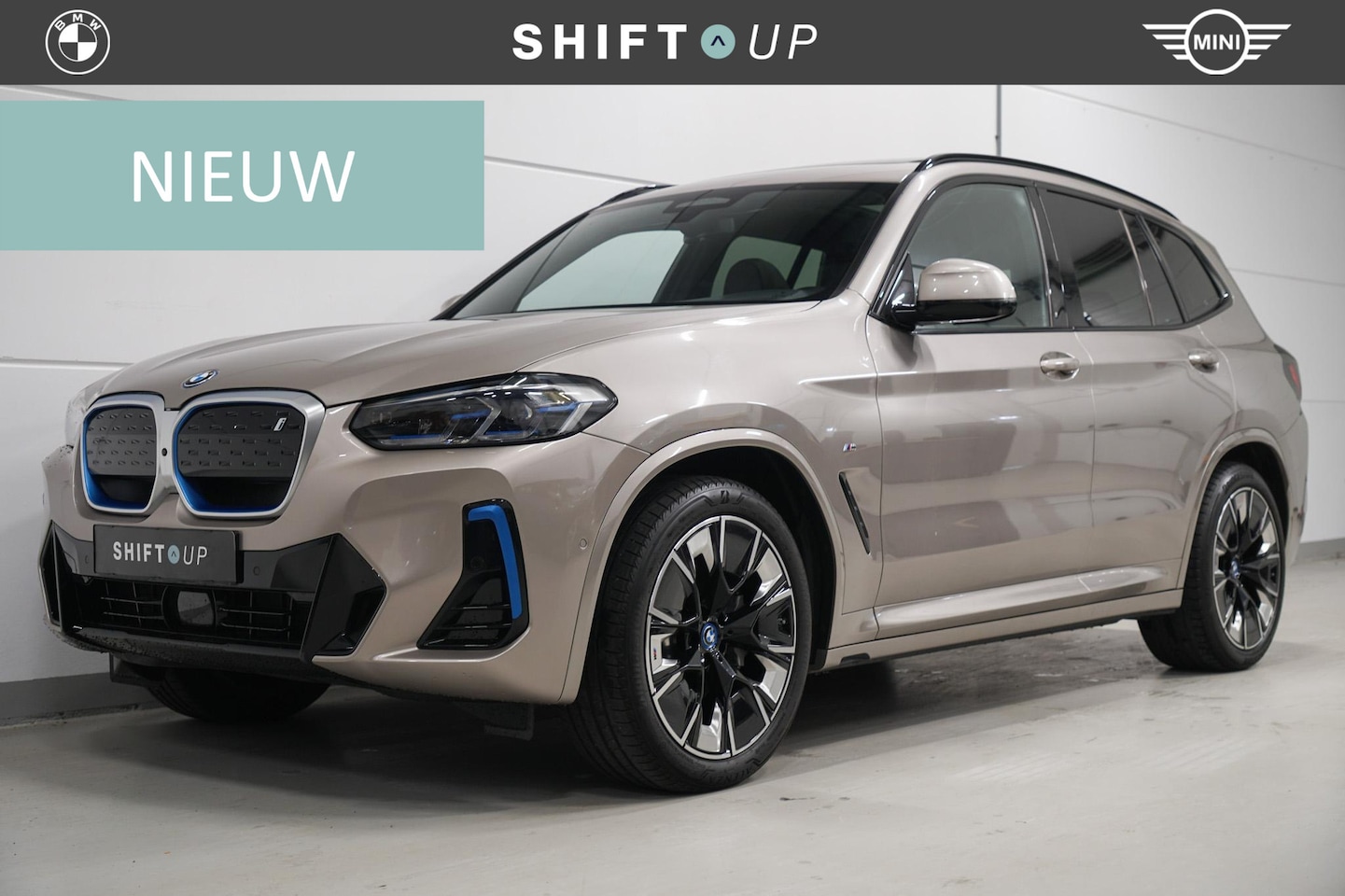 BMW iX3 - M-Sport | Panoramadak | Harman Kardon | Head Up - AutoWereld.nl