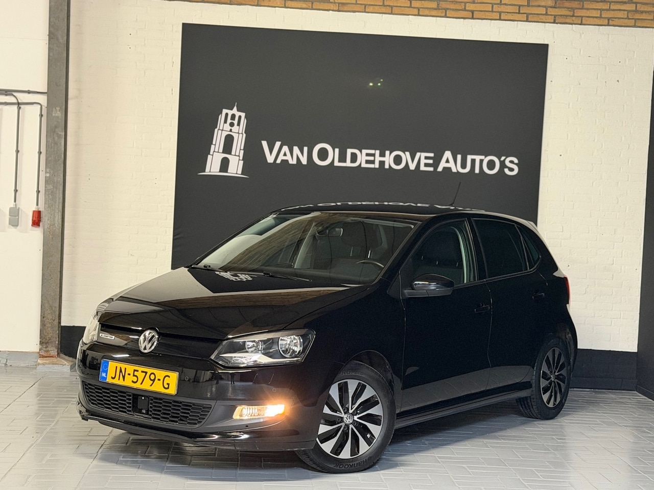 Volkswagen Polo - 1.0 BlueMotion NL Auto ACC achteruitrijcamera stoelverwarming - AutoWereld.nl