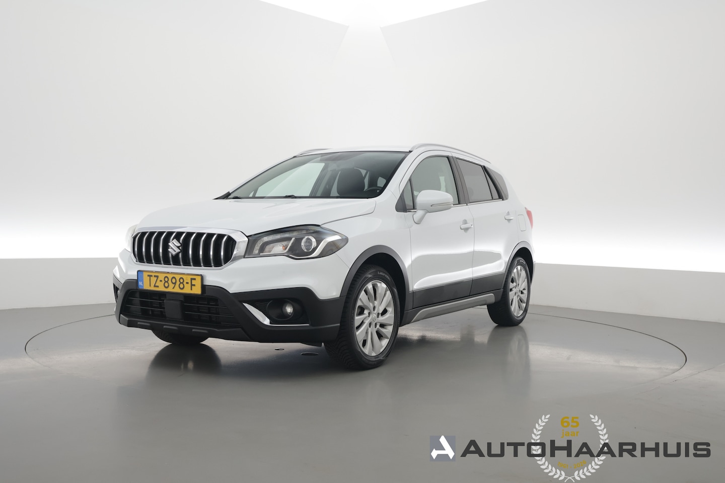 Suzuki S-Cross - 1.0 Boosterjet Exclusive | Camera | Afn. Trekhaak | Keyless | Stoelverw. | Clima | LED | 1 - AutoWereld.nl