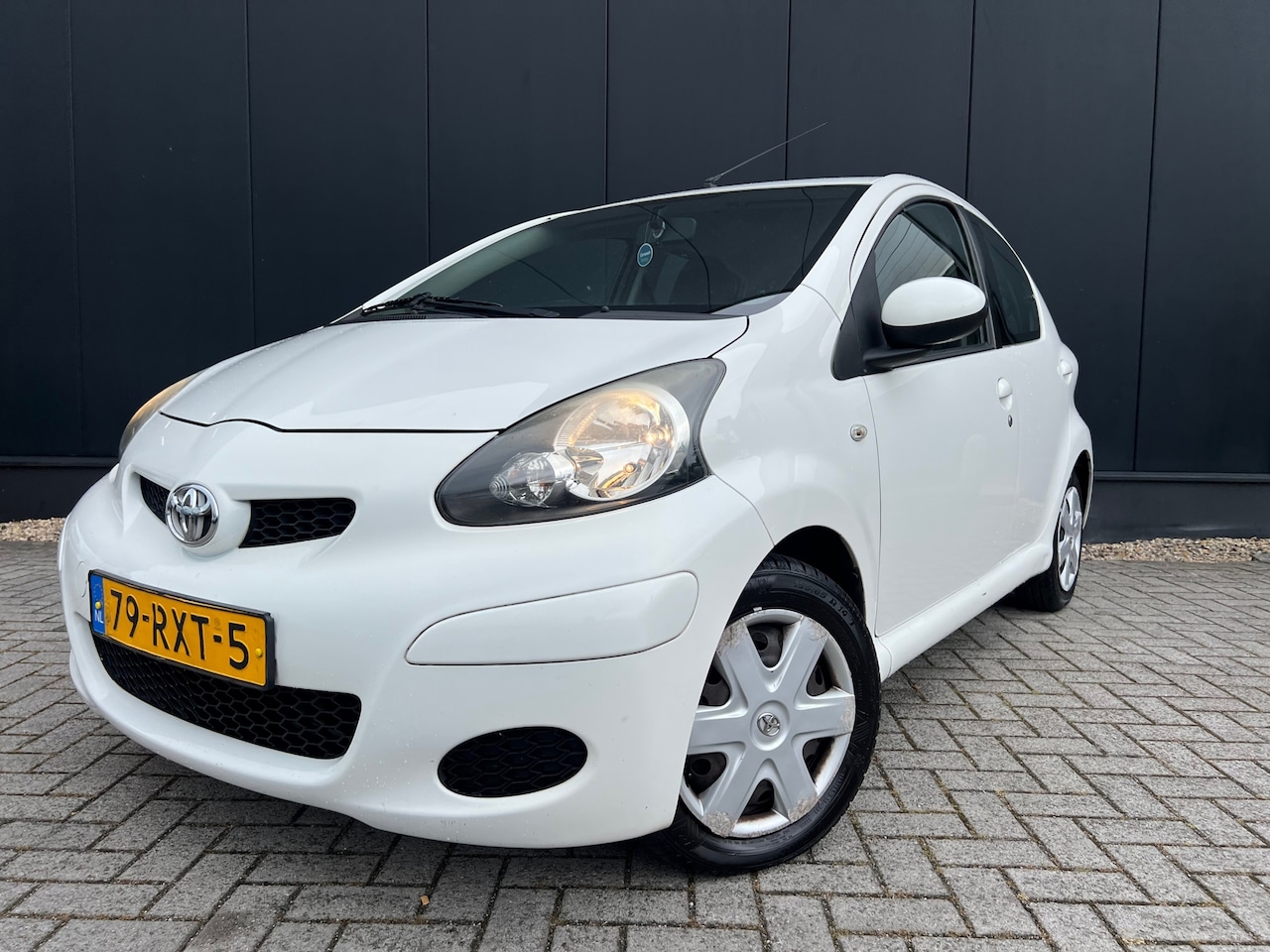 Toyota Aygo - 1.0-12V Comfort Navigator Airco/Navi/Apk06-2027 - AutoWereld.nl