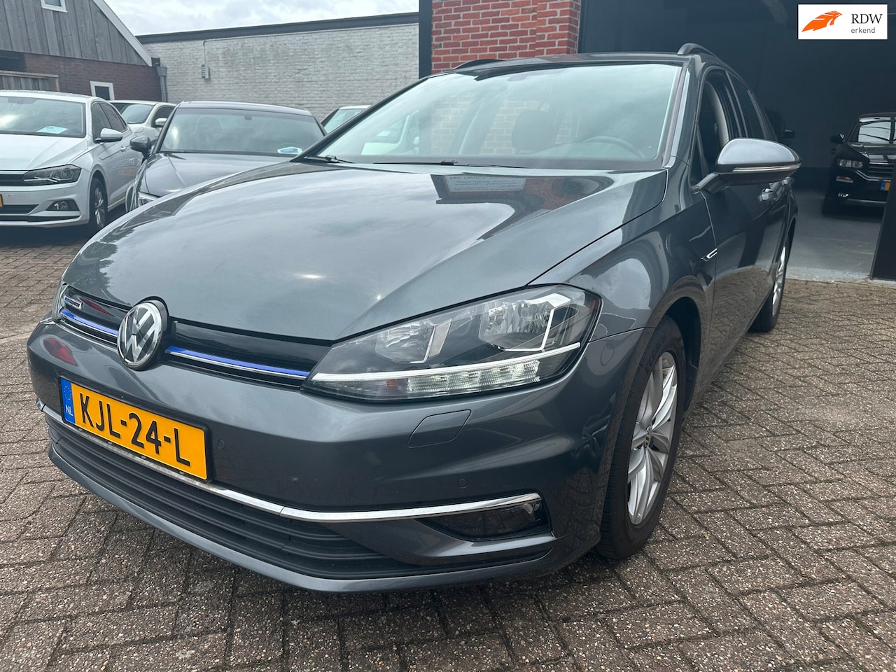 Volkswagen Golf Variant - 1.5 TSI Comfortline Business AUTOMAAT-CAMERA-CRUISE-PDC-TREKHAAK - AutoWereld.nl