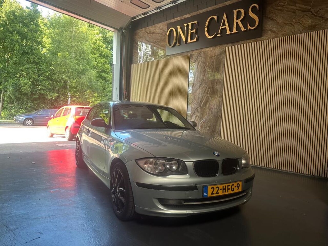 BMW 1-serie - 116i Business Line AIRCO NAP Facelift - AutoWereld.nl