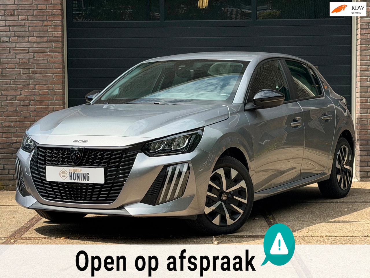 Peugeot 208 - Hybrid 110pk Style Automaat | Carplay/AndroidAuto | Cruise Control | Airco - AutoWereld.nl