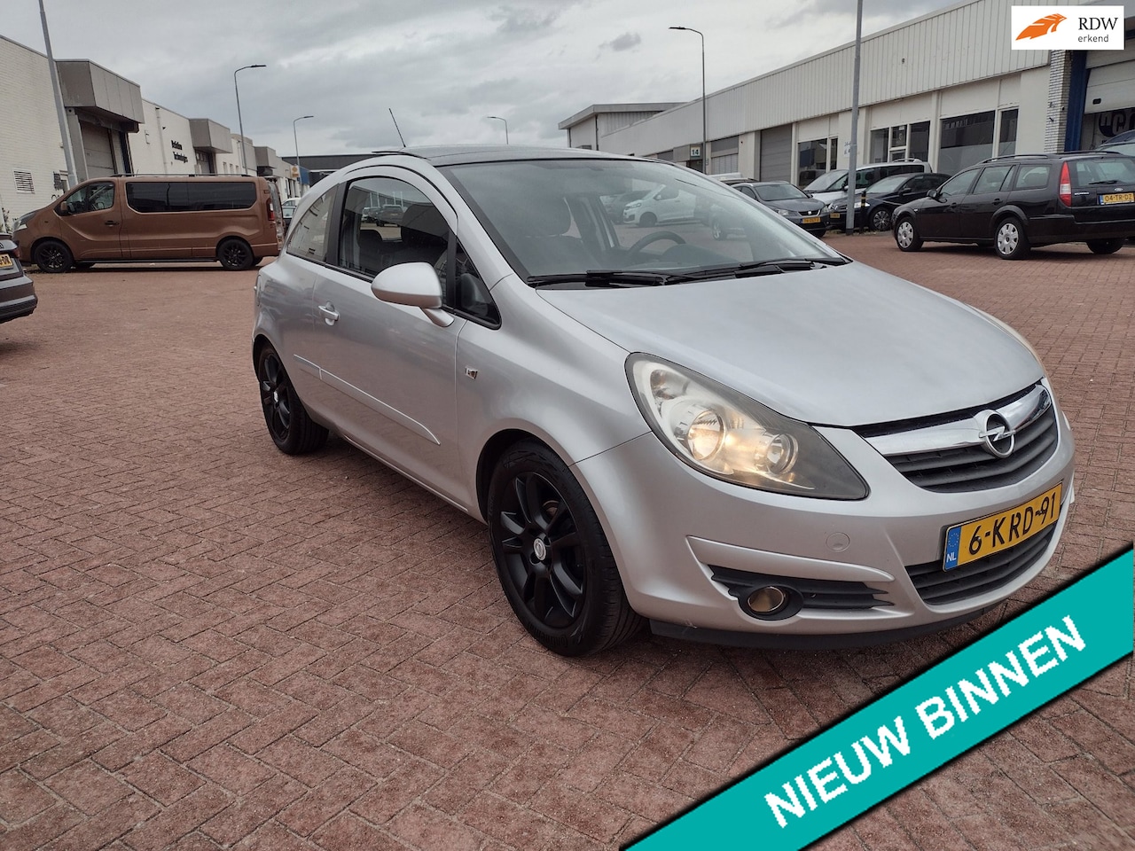 Opel Corsa - 1.4-16V Business MOOIE AUTO BEL 0619590613 AIRCO APK 149.665 - AutoWereld.nl