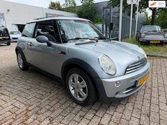 MINI 3-Deurs - 1.6 One Pepper , panoramadak, airco, elec pakket, rijd goed histrie aanwezig 247.000 km