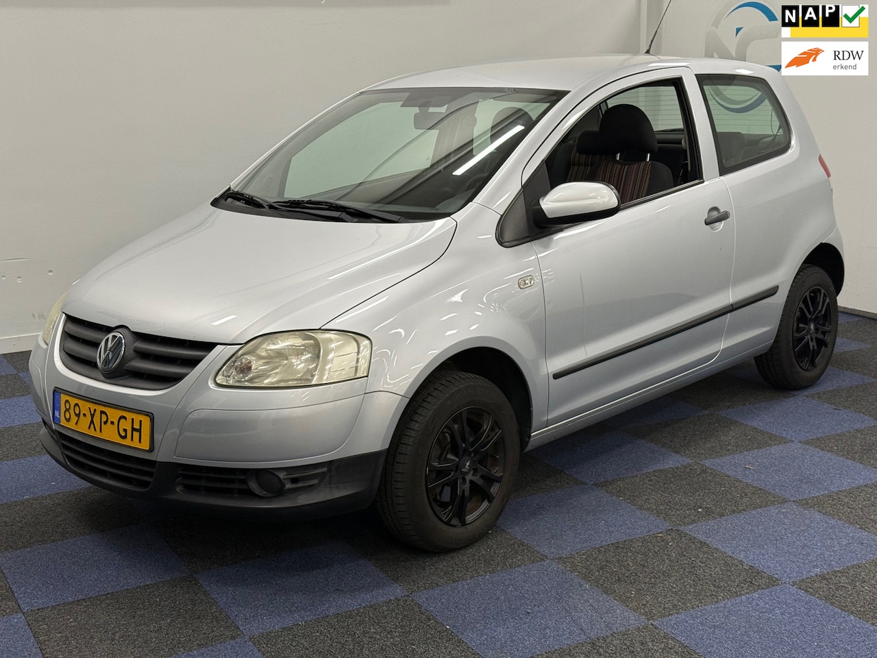 Volkswagen Fox - 1.4 Trendline / NAP / NETTE AUTO / DEALER ONDERHOUDEN - AutoWereld.nl