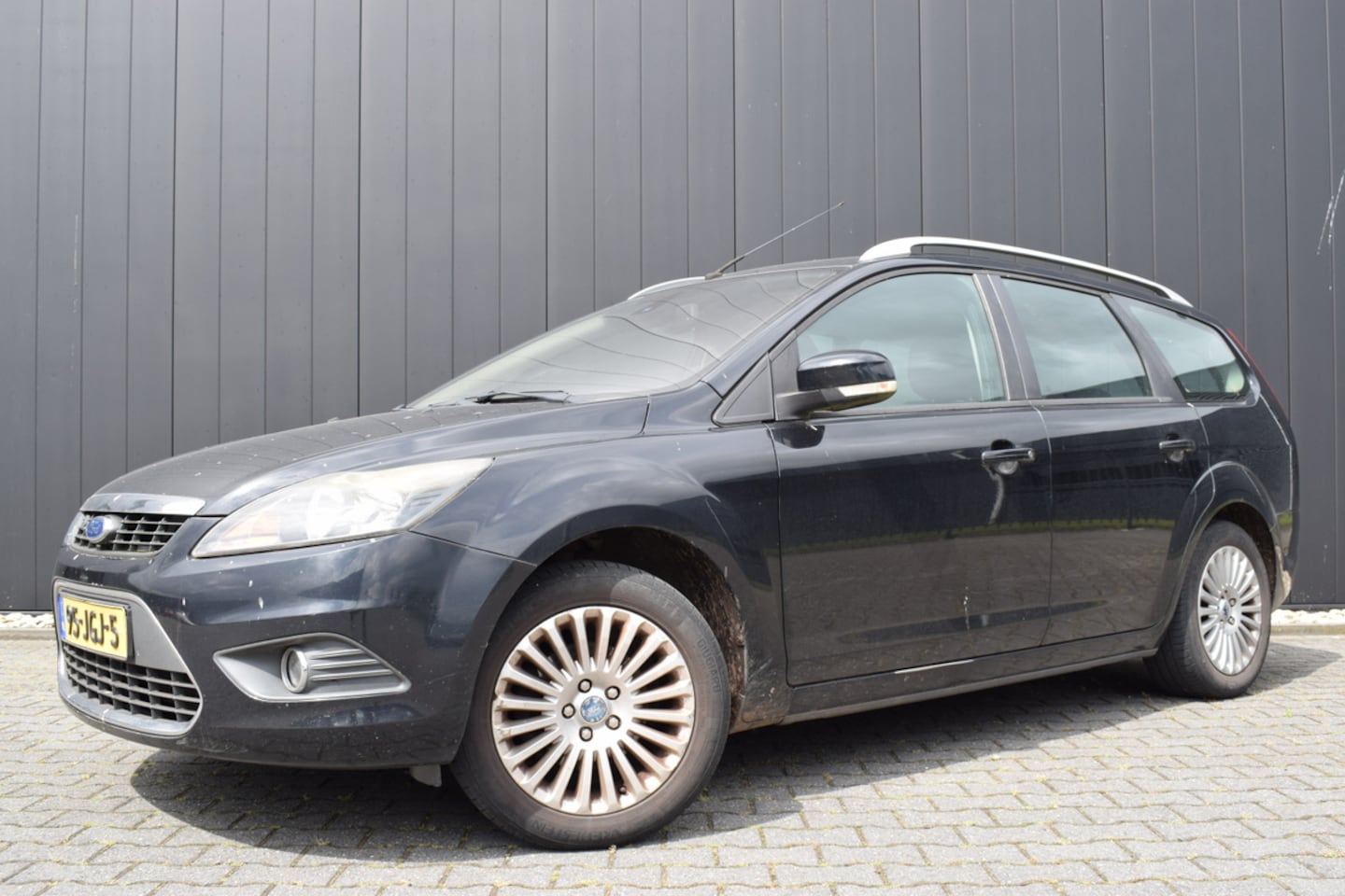 Ford Focus Wagon - 1.8 Titanium Flexi Fuel GEEN APK | ECC | Full Map Navi | Trekhaak - AutoWereld.nl