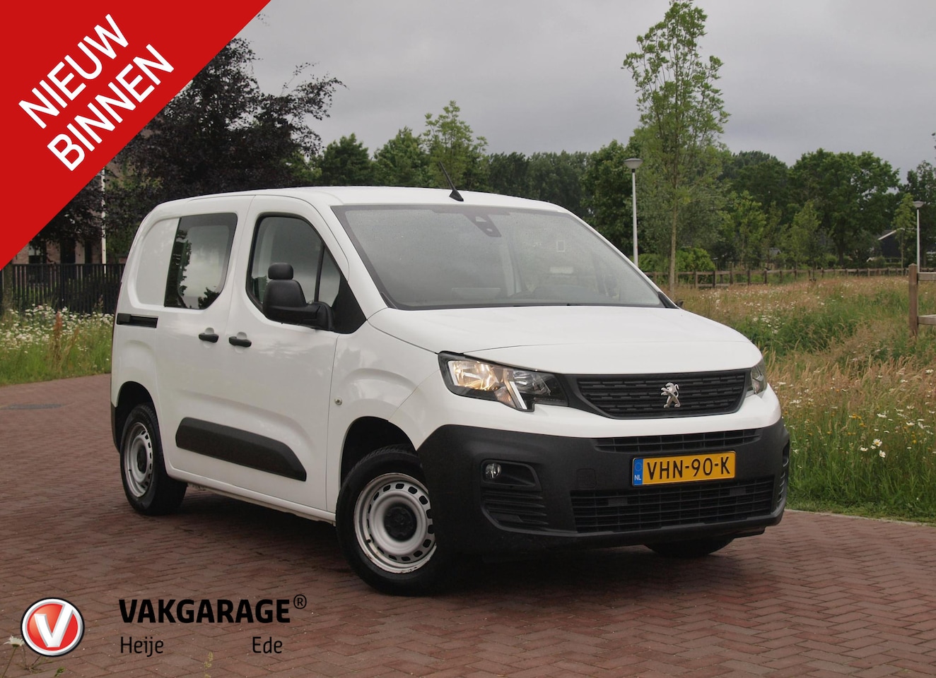 Peugeot Partner - 1.5 BlueHDI Premium | Apple Carplay | Cruise Control | Parkeersensoren | NL-Auto | - AutoWereld.nl