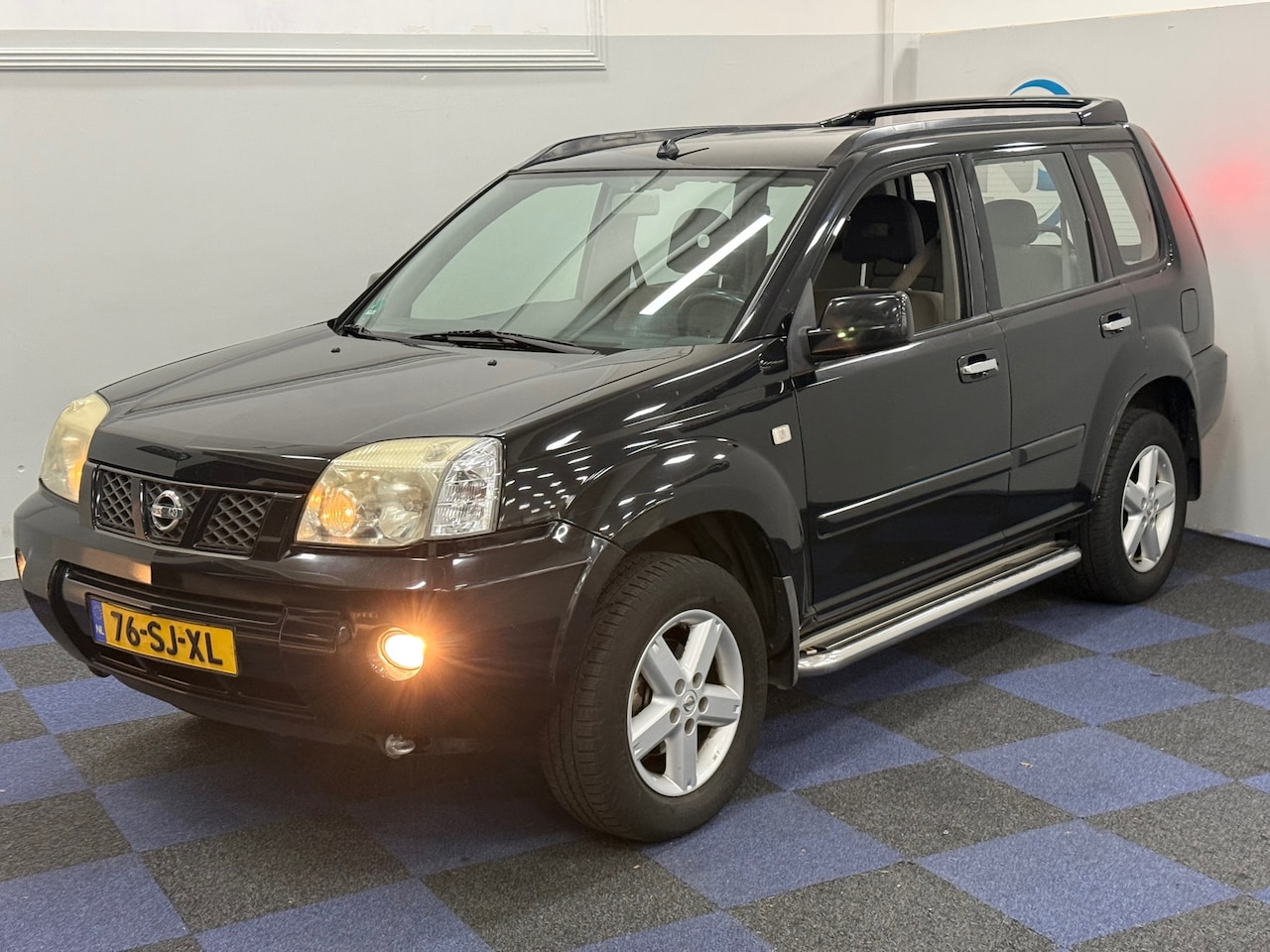 Nissan X-Trail - 2.5 Sport / 4WD / AIRCO / MULTIEMEDIA-NAVI / RIJDT SCHAKELT GOED - AutoWereld.nl