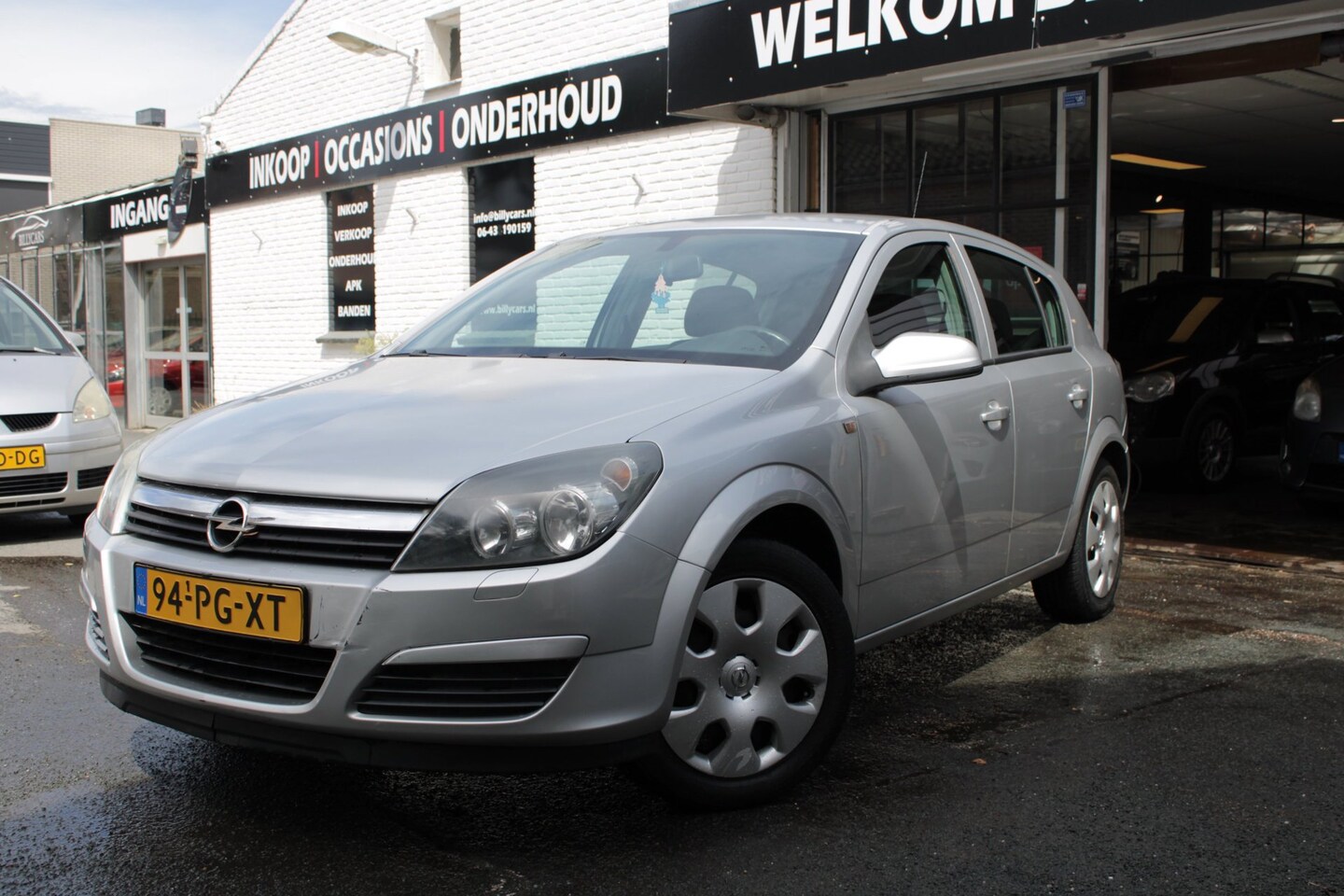 Opel Astra - 1.8 Enjoy / VOL AUTOMAAT / Airco / CruiseControl / Parkeersensoren - AutoWereld.nl