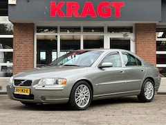 Volvo S60 - Summum 2.4 D5 AUTOMAAT - Leder - 5 cillinder