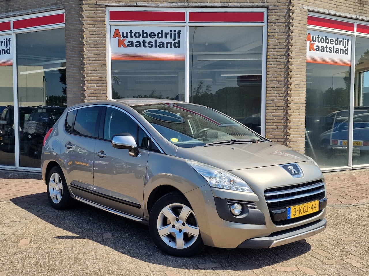 Peugeot 3008 - 2.0 HDiF HYbrid4 Blue Lease - Navi - Clima - Cruise - - AutoWereld.nl