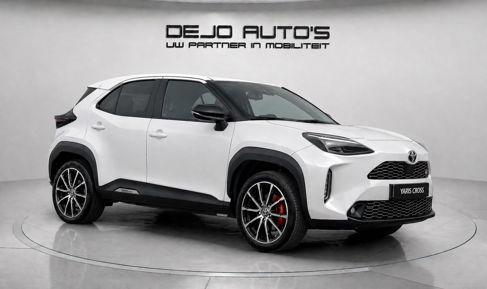 Toyota Yaris Cross - 1.5 HYBRID GR-SPORT NAVI HEAD-UP PDC V+A WINTER PACK 18INCH - AutoWereld.nl