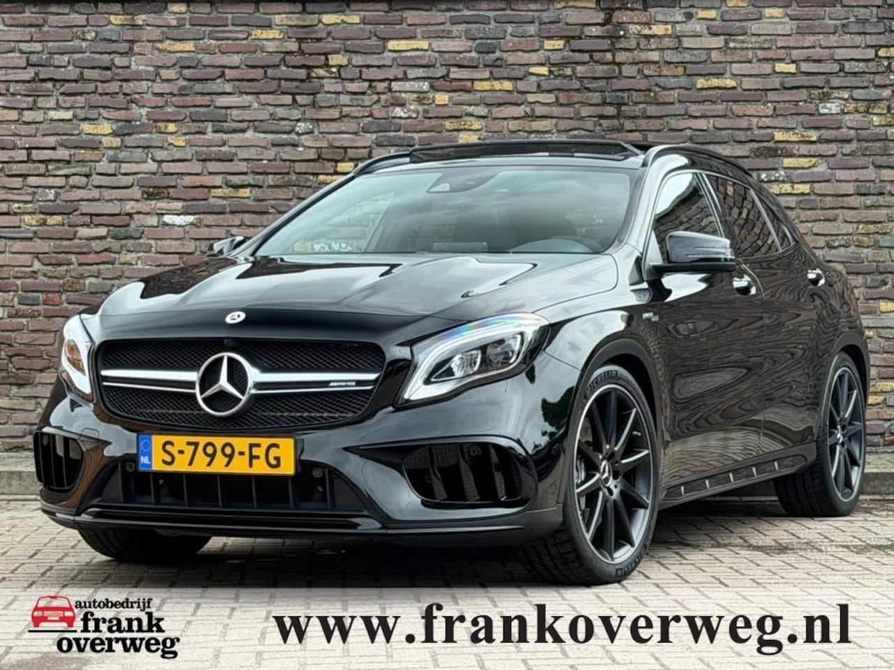 Mercedes-Benz GLA-Klasse - 45 AMG 4 Matic 381 PK Pano Leer Keyless HenK - AutoWereld.nl