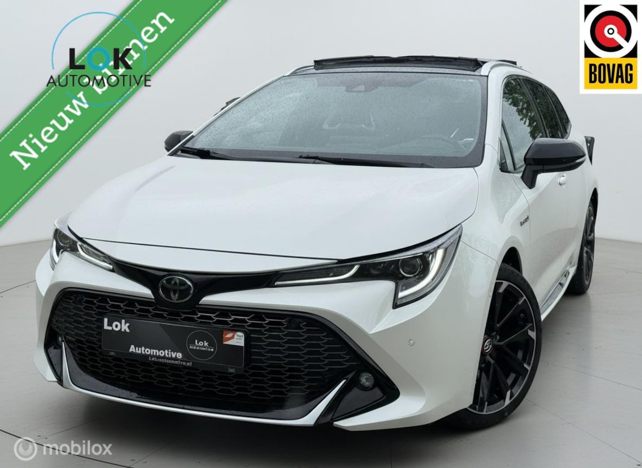 Toyota Corolla Touring Sports - 2.0 Hybrid GR-Sport Plus 2.0 Hybrid GR-Sport Plus PANO| - AutoWereld.nl