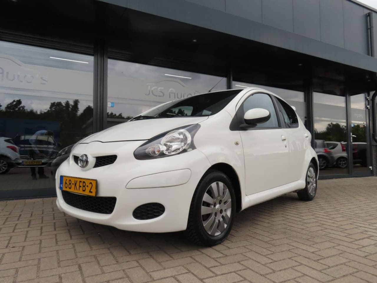 Toyota Aygo - 1.0-12V Xcite White Airco 5 Deurs 2009 - AutoWereld.nl