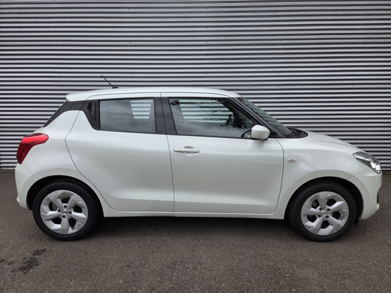 Suzuki Swift - 1.2 Comfort 1.2 Comfort - AutoWereld.nl