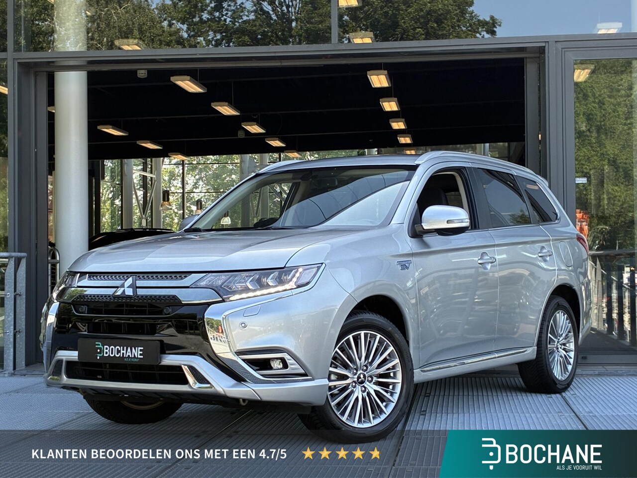 Mitsubishi Outlander - 2.4 PHEV Intense | Navigatie via Carplay/Android | Trekhaak | Fabrieksgarantie T/M 25-05-2 - AutoWereld.nl