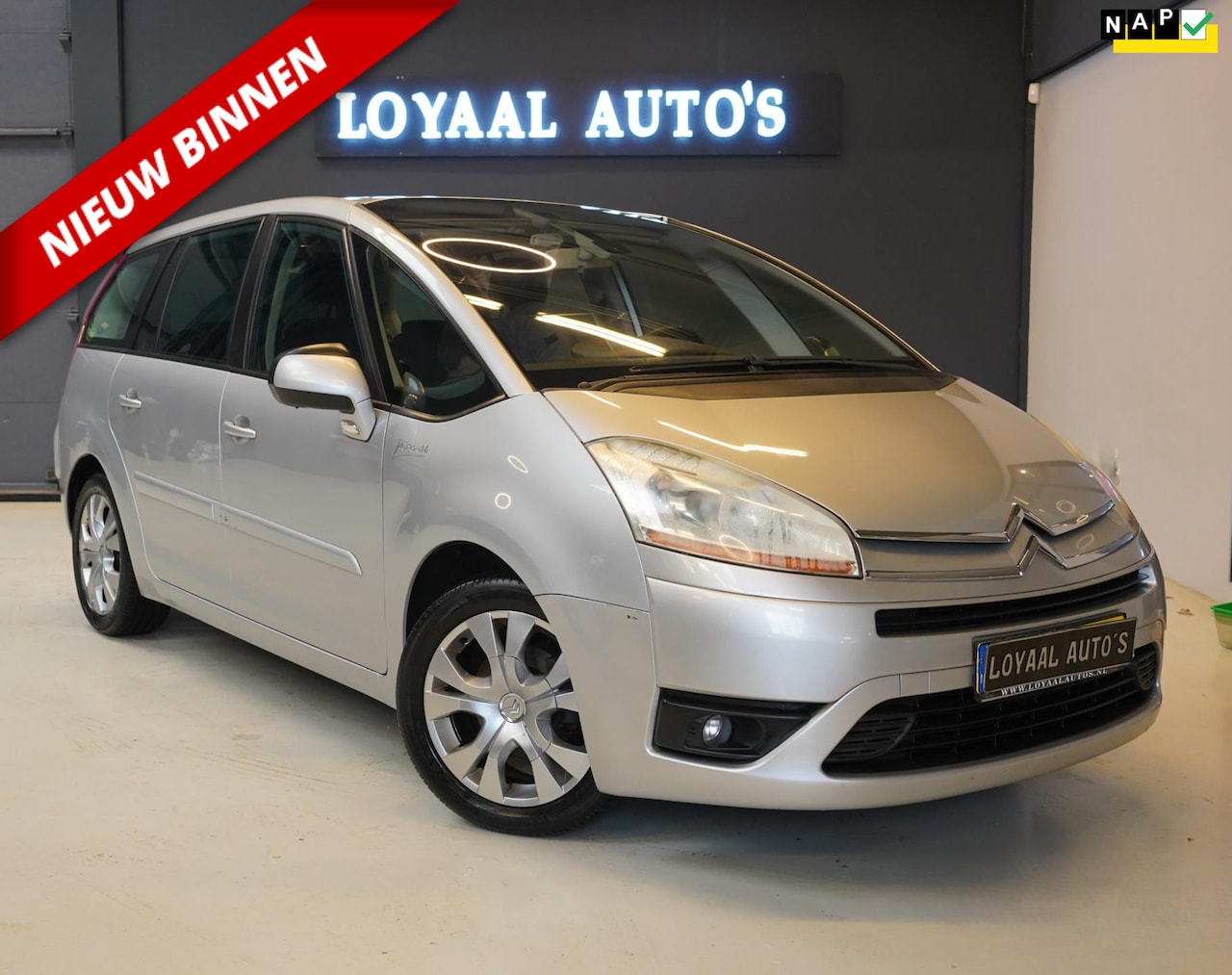Citroën Grand C4 Picasso - 1.8-16V Ambiance 7p. | 7 PERSOONS | AIRCO | ELEK.RAMEN | PDC | APK | NAP. - AutoWereld.nl