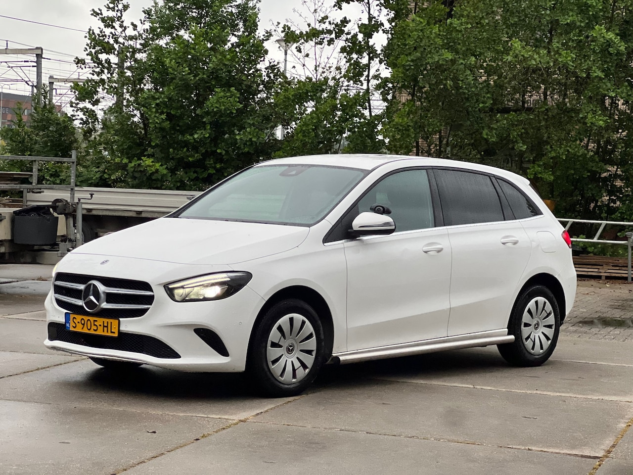 Mercedes-Benz B-klasse - 200 D 200d - AutoWereld.nl