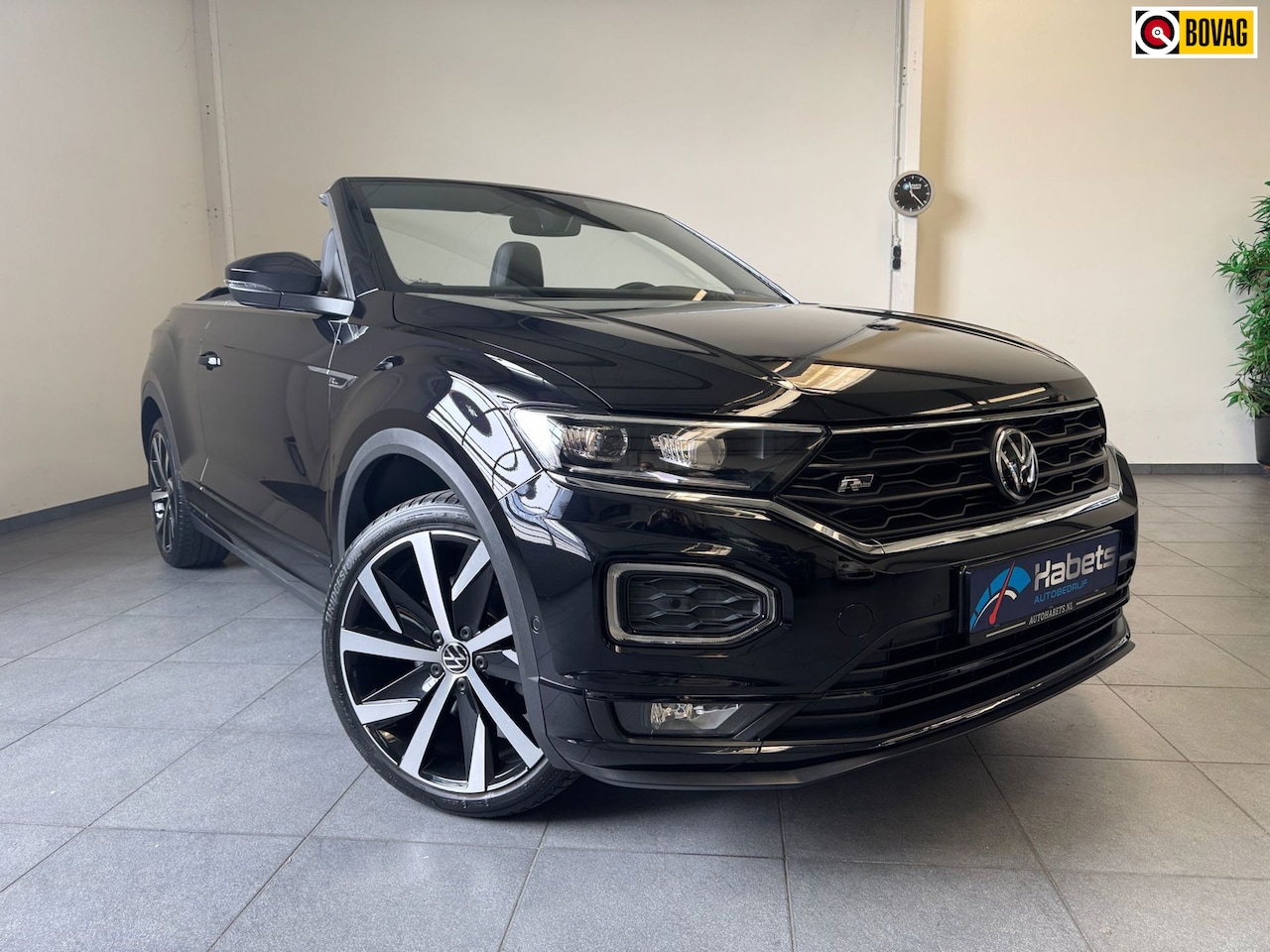 Volkswagen T-Roc Cabrio - 1.5 TSI R-Line/Beats/stoelverw/19inch/camera/cruise/full options! - AutoWereld.nl