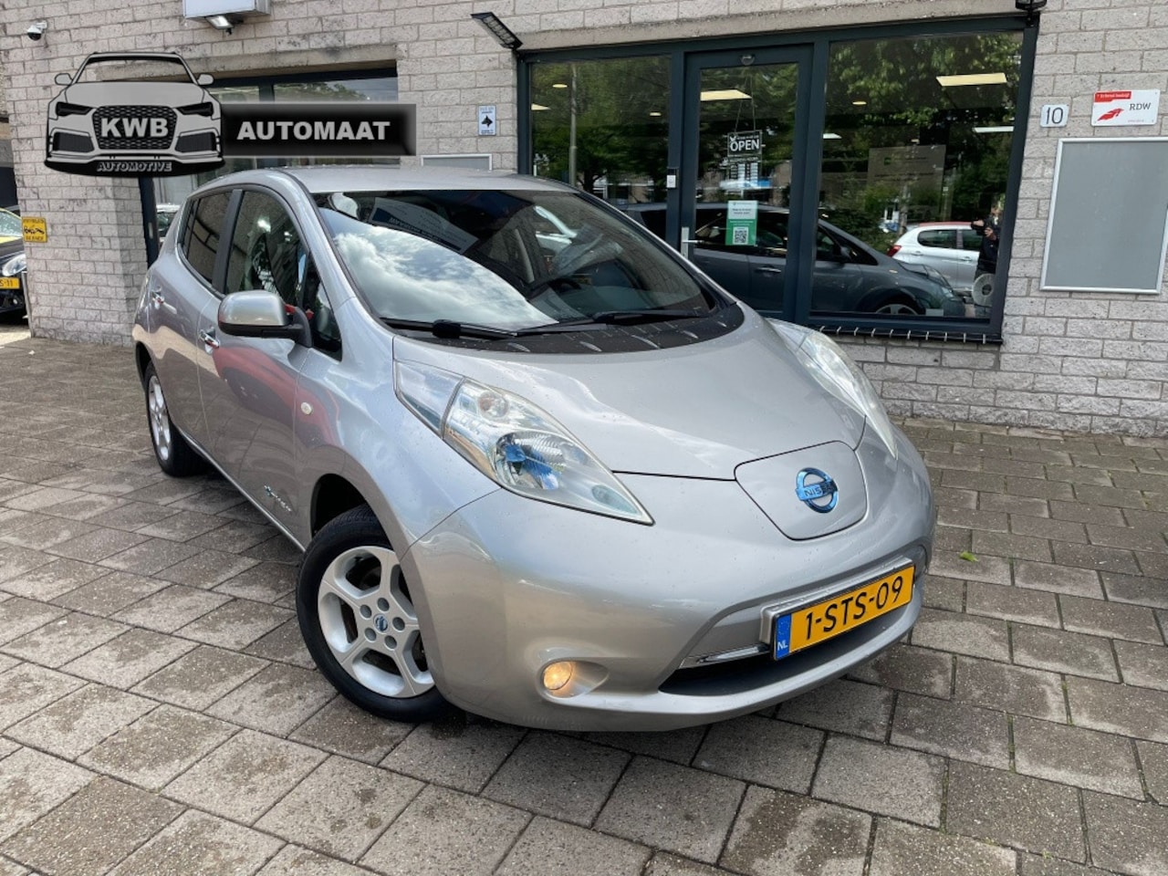 Nissan LEAF - Base 24 kWh Camera Weinig Km NAP - AutoWereld.nl