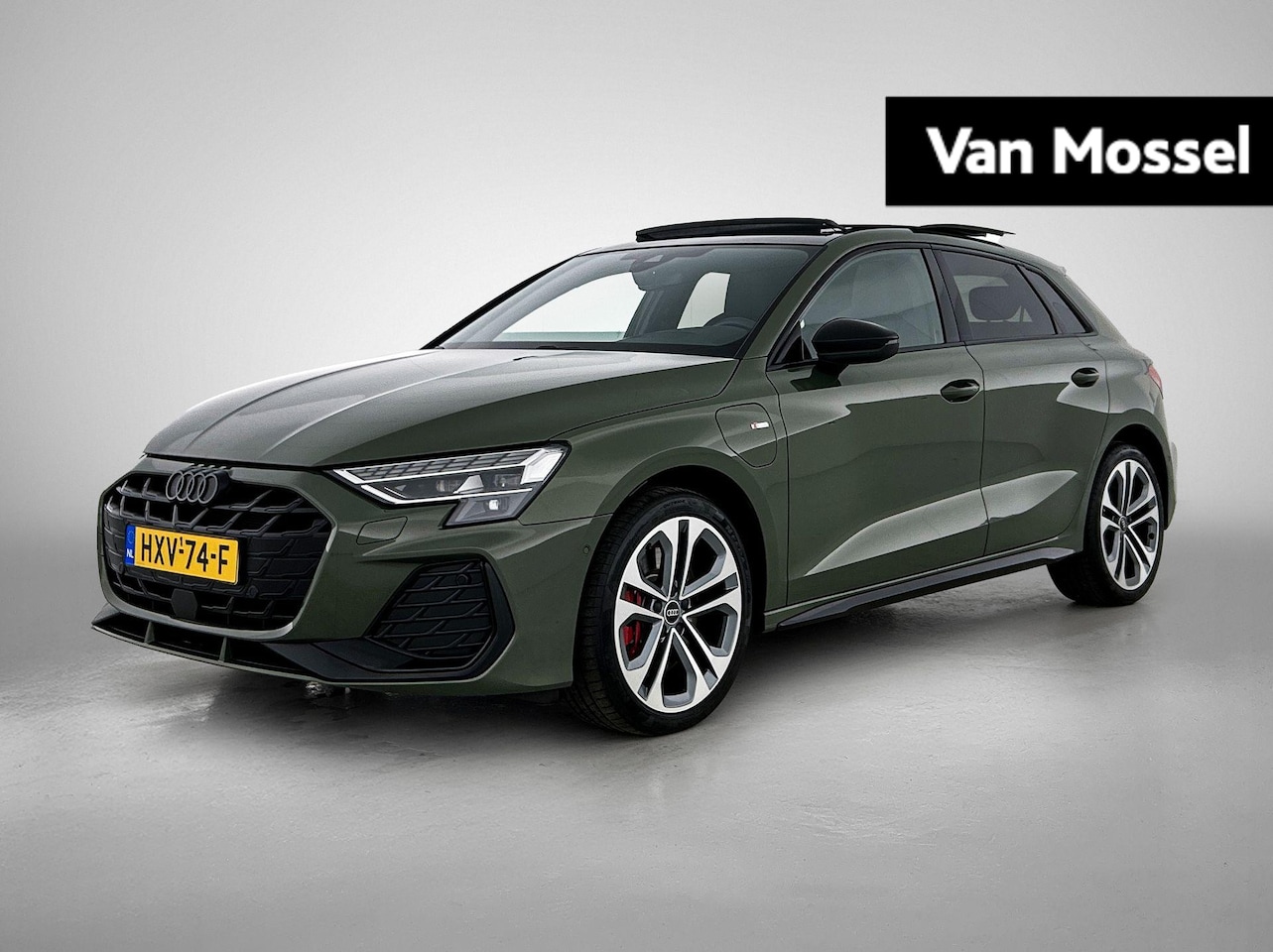 Audi A3 Sportback - 45 TFSI e S edition Competition 272 PK | S-line | Automaat | Panoramadak | Camera | Adapti - AutoWereld.nl