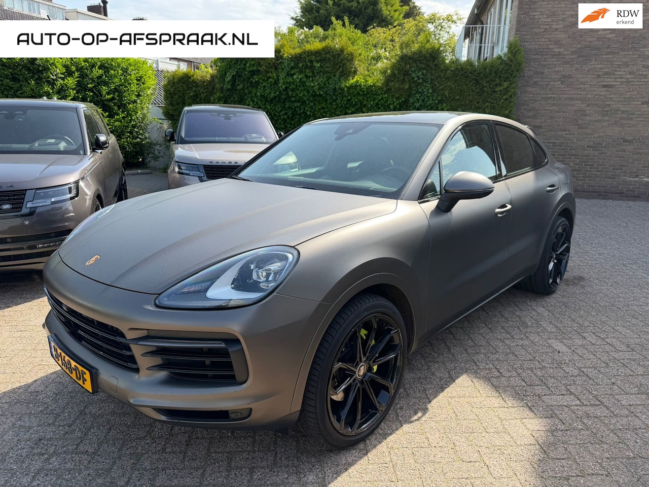 Porsche Cayenne Coupé - 3.0 E-Hybrid Chrono Pano Luchtv. Leer - AutoWereld.nl