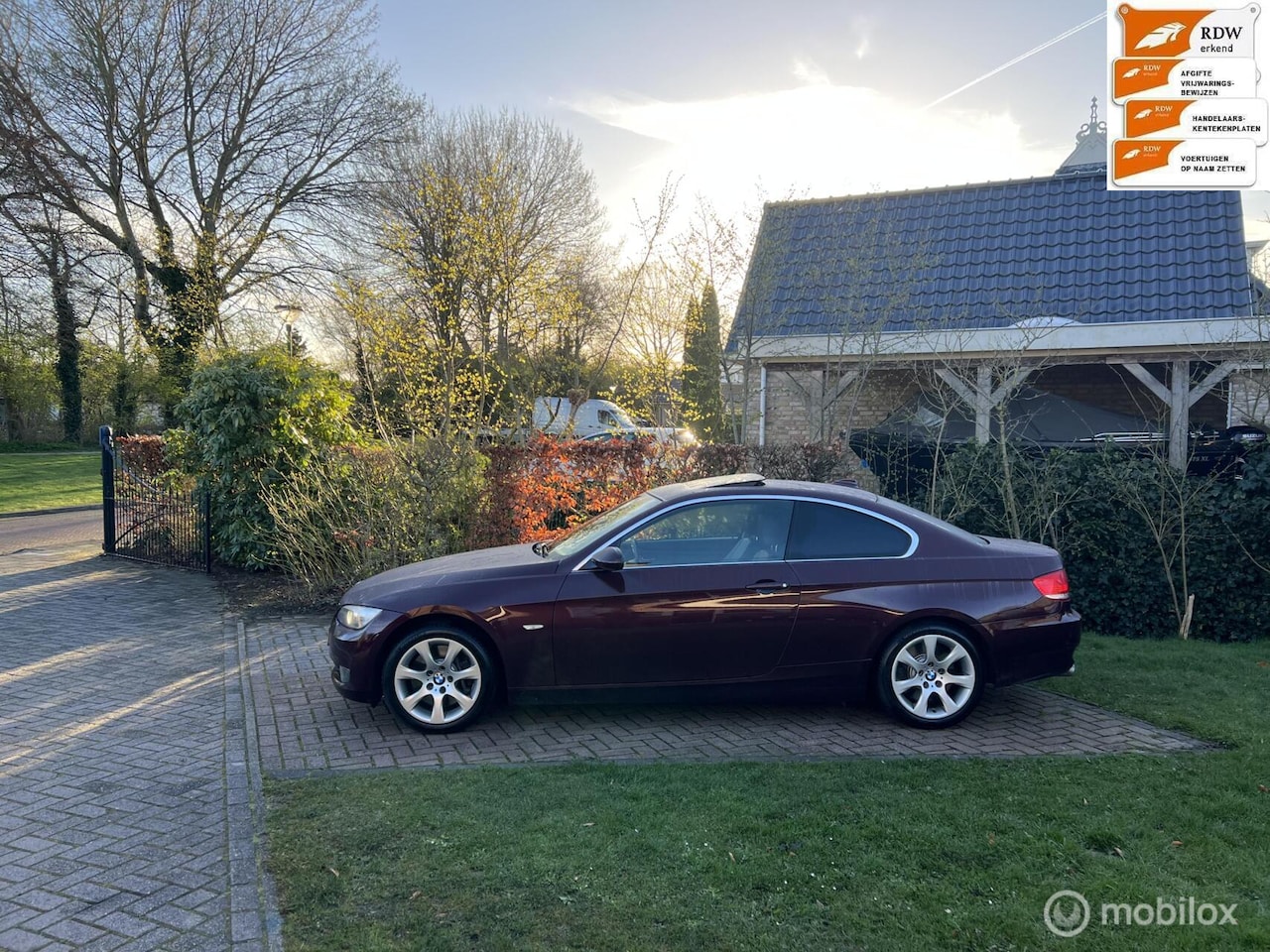 BMW 3-serie Coupé - 330xd High Executive 330xd High Executive - AutoWereld.nl
