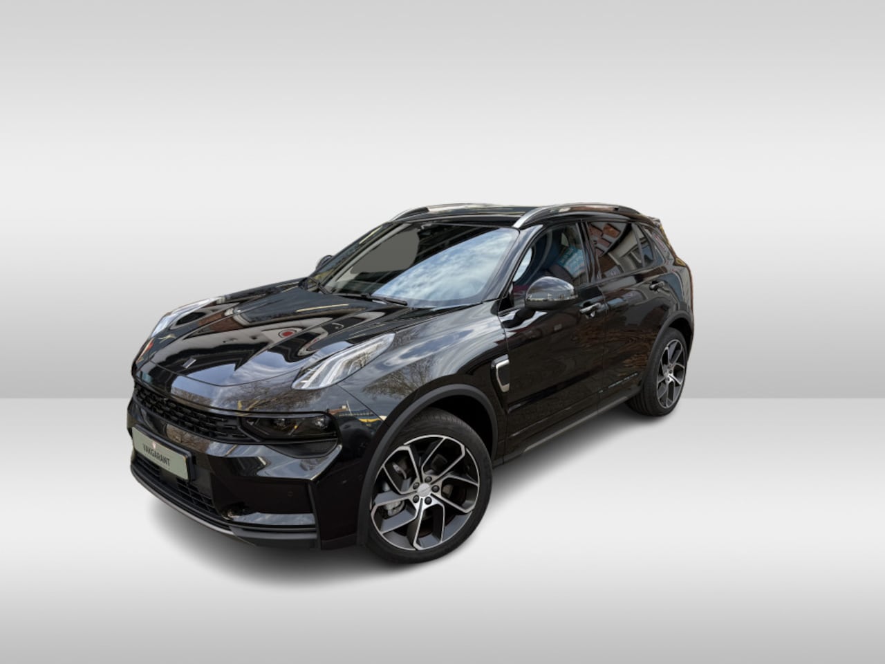 Lynk & Co 01 - 1.5 Full Black Edition | 360 graden camera | witte hemelbekleding | Apple Carplay/Android - AutoWereld.nl
