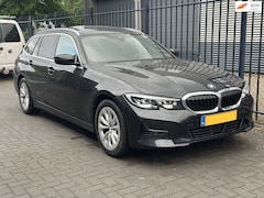 BMW 3-serie - 318i M Sportline PANO/LEDER/LED VOL