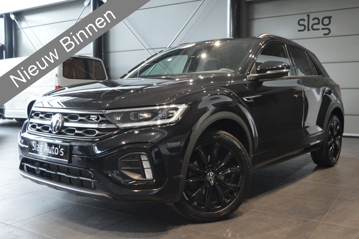 Volkswagen T-Roc - 1.5 TSI 2X R-LINE Black Style navi cruise 18 inch 150 pk !! - AutoWereld.nl