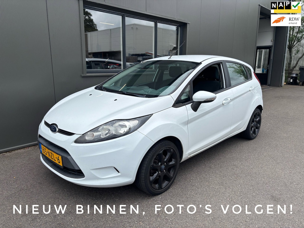 Ford Fiesta - 1.25 Limited / Airco / Lichtmetalen Velgen! - AutoWereld.nl