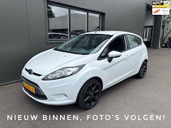 Ford Fiesta - 1.25 Limited / Airco / Lichtmetalen Velgen