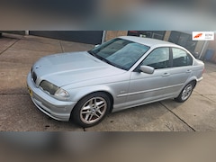 BMW 3-serie - 323i Executive