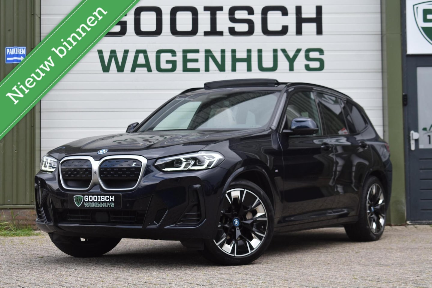 BMW iX3 - High Executive 80 kWh | Pano | Leder | Head-up display | - AutoWereld.nl
