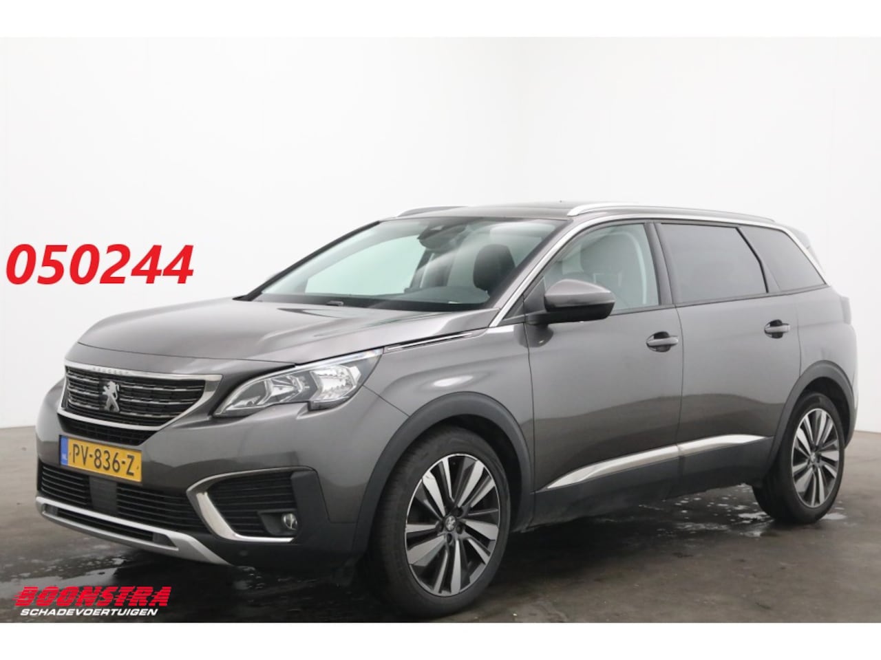 Peugeot 5008 - 1.2 PureTech Allure 7-Pers. Navi Clima Cruise Camera PDC AHK - AutoWereld.nl