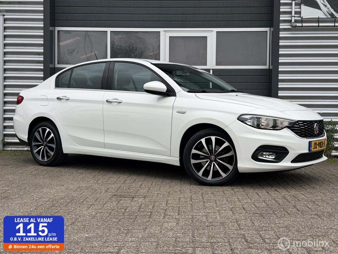 Fiat Tipo - 1.4 16V Lounge 2016|100% O-houd|17 Inch|Luxe|Navi| - AutoWereld.nl