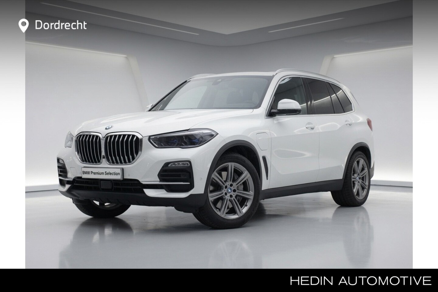 BMW X5 - xDrive45e Executive Bowers &Wilkins | Laser | Sky Louge Panorama | Drive Recorder | Voorbe - AutoWereld.nl