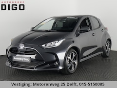 Toyota Yaris - 1.5 HYBRID DYNAMIC PACK GARANTIE 2035 BIJNA NIEUW. CAMERA. APPEL/ANDROID/ ADAPTIVE