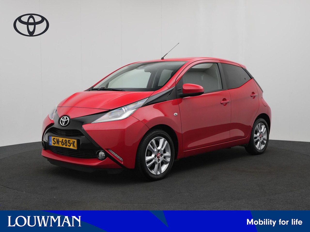 Toyota Aygo - 1.0 VVT-i x | Dealer Onderhouden | Achteruitrijcamera | Licht Metaal | Onderweg-naar-deale - AutoWereld.nl